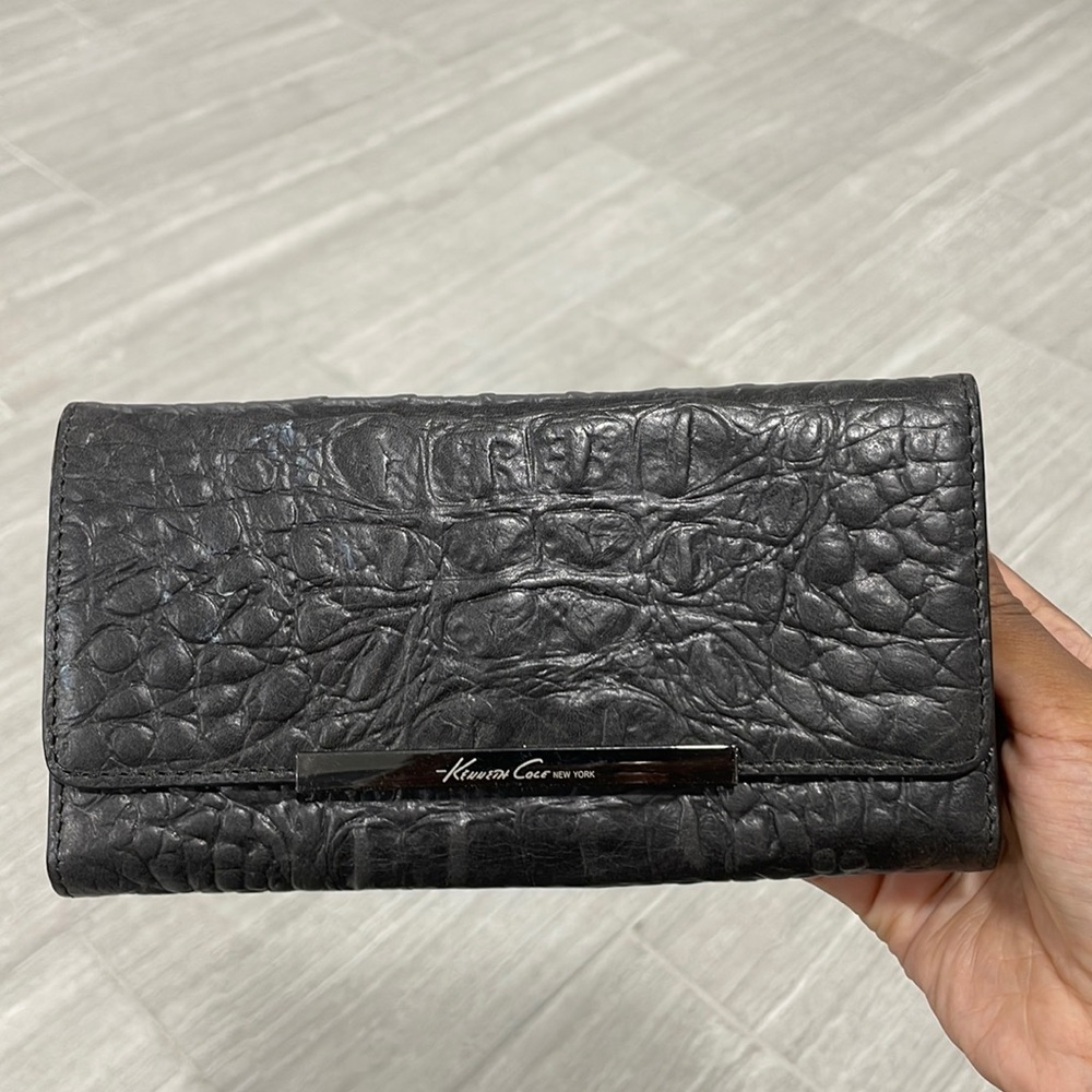 NEW Kenneth Cole wallet
